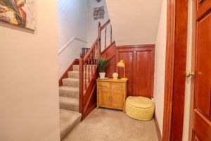 Entrance/Stairs- click for photo gallery